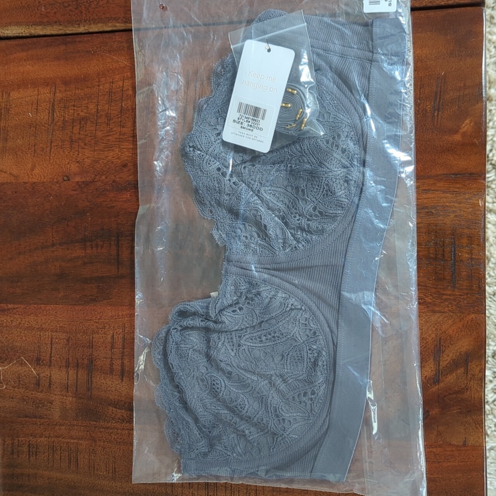 NWT Lively Strapless/Convertible Bra in Smoke 36DDD